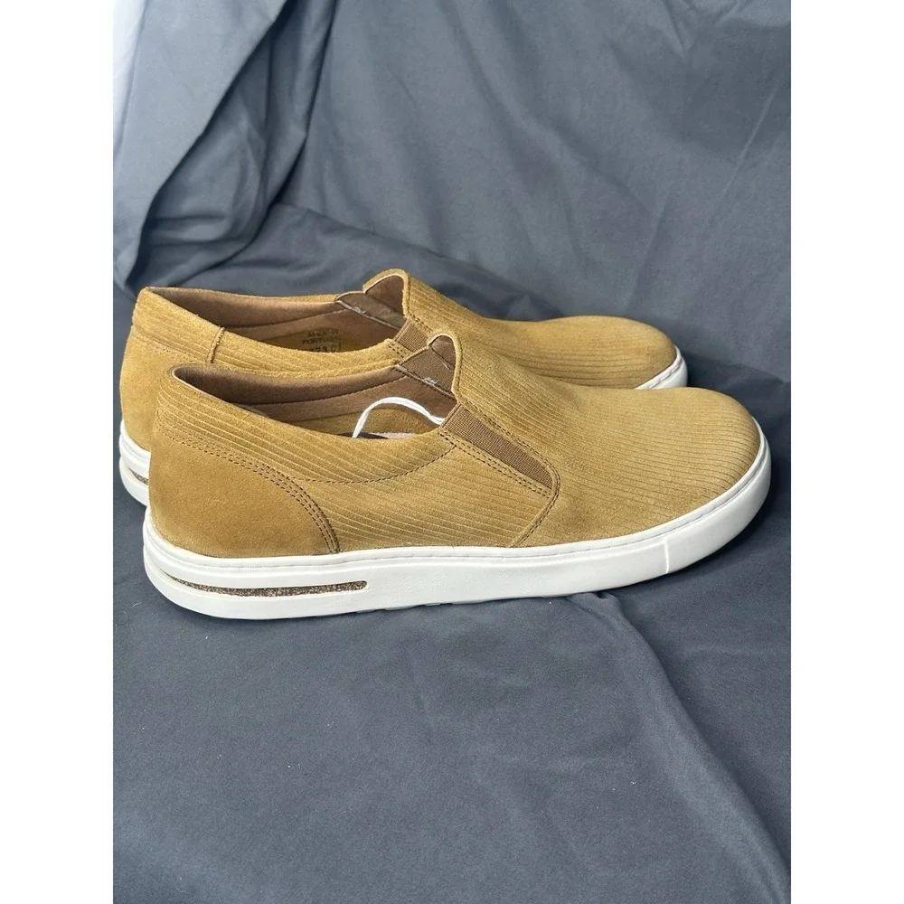 Birkenstock Oswego Low top suede sneaker shoes tan NWOB Women sz 11 Men Sz 9 (42